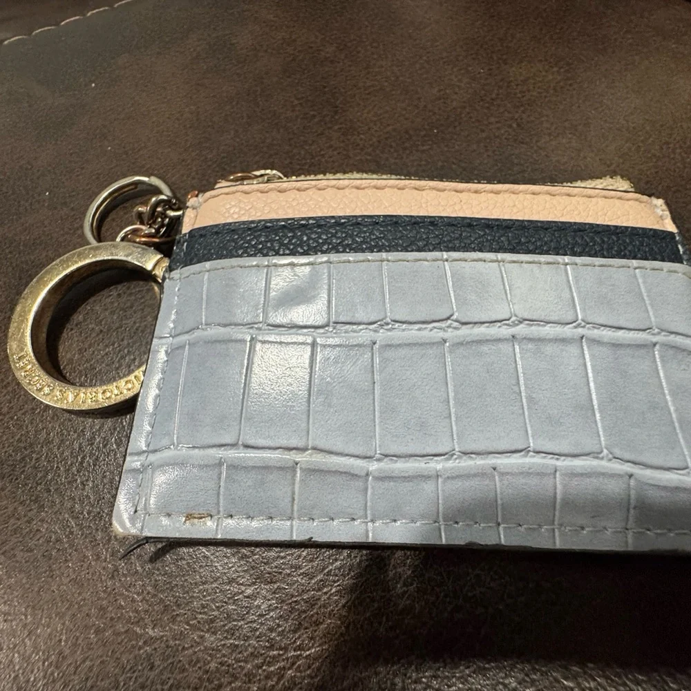 Victoria's Secret Croc-Embossed Card Holder in Blue and Pink - Picture 7 of 7
